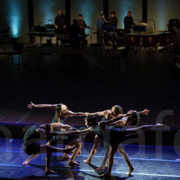 Ballet Bajo Jardín